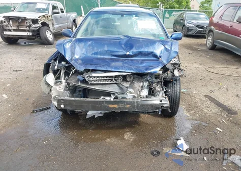 2005 Toyota Corolla Le z USA, uszkodzony, nr VIN 2T1BR32E75C422935